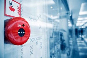 Установка и обслуживание систем комплексной безопасности. Оставьте Вашу заявку.